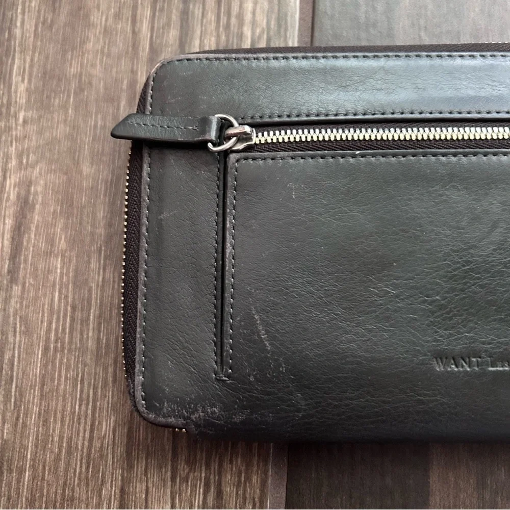 WANT Les Essentiels want les